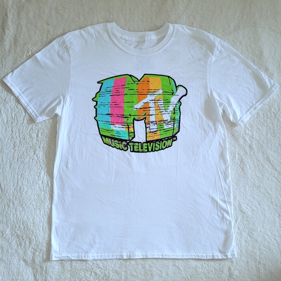 MTV🎶📺 Logo Graphic Tee👕 - NWT - Picture 9 of 10